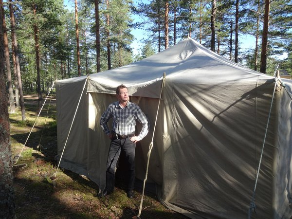 DSC02970 Telttailua Jämillä.jpg