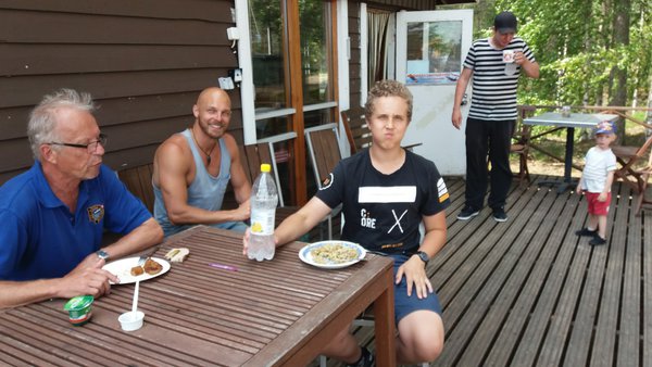 Välillä syödään