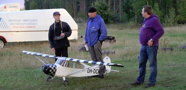 13..jpg (336.55 KiB) Katsottu 28532 kertaa 13..jpg