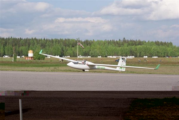AT pääsi livahtamaan maahan asti