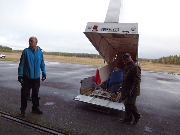 DSC07550 Blanik palaa Selänpäähän.jpg