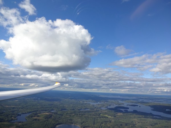 Komeata keliä keskiviikkona