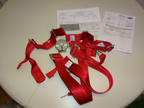 Junior istuinvyöt seuraaviksi 12 vuodeksi