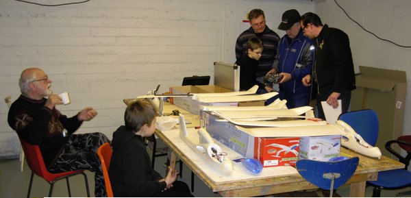 A16.jpg (329.88 KiB) Katsottu 31461 kertaa A16.jpg