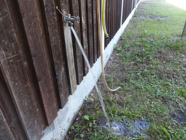 Vettä 160m syvyydestä
