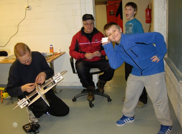 A178.jpg (214.46 KiB) Katsottu 14554 kertaa A178.jpg