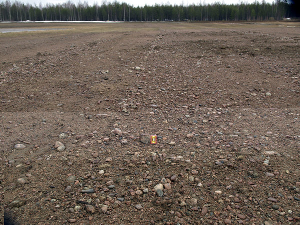 rwy 30 laskualue vasen reuna itäänpäin.jpg